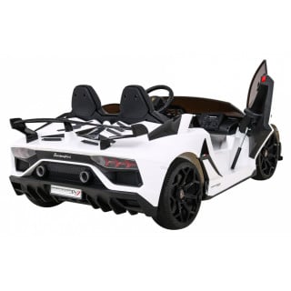 Vehicle Lamborghini SVJ DRIFT White