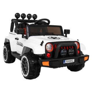 Full Time off-road vehicle 4WD White