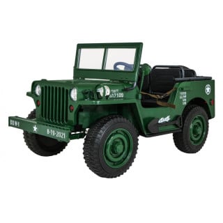 Retro Military Vehicle 4x4 Green