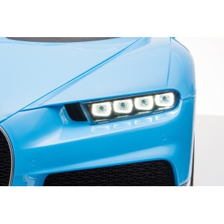 Bugatti Chiron Blue vehicle