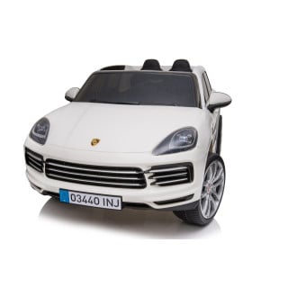 Porsche Cayenne S vehicle Painting White