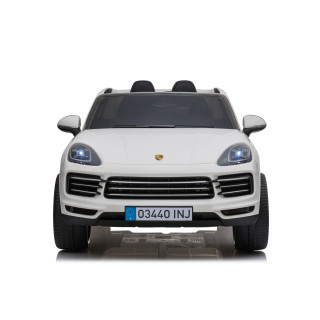 Porsche Cayenne S vehicle Painting White