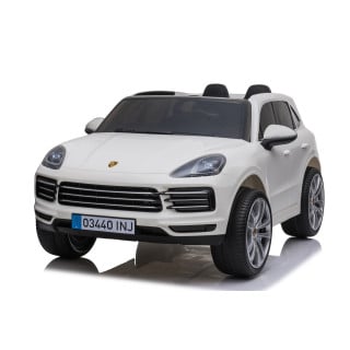 Porsche Cayenne S vehicle Painting White