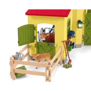 SCHLEICH FARM WORLD Didelis tvartas su gyvūnais ir priedais