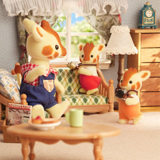 SYLVANIAN FAMILIES Žirafų šeimynėlė