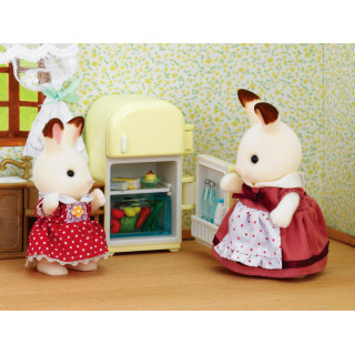 SYLVANIAN FAMILIES Mama triušienė ir šaldytuvas