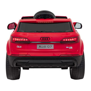 Audi Q7 NEW LIFT vehicle Red