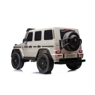 Mercedes Benz G63 AMG XXL vehicle White