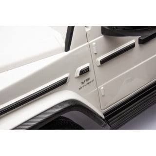 Mercedes Benz G63 AMG XXL vehicle White