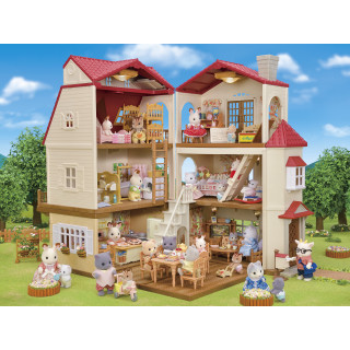 SYLVANIAN FAMILIES Kaimo namas su raudonu stogu