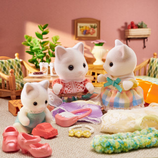 SYLVANIAN FAMILIES Latė kačiukų šeimynėlė