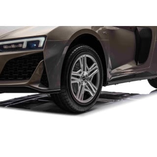 Audi Spyder R8 LIFT vehicle STRONG Grey