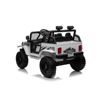 Vehicle OFF ROAD 4x4 SPORT White