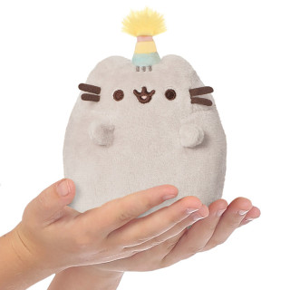 PUSHEEN Sėdintis katinas su vakarėlio kepuraite, 10 cm