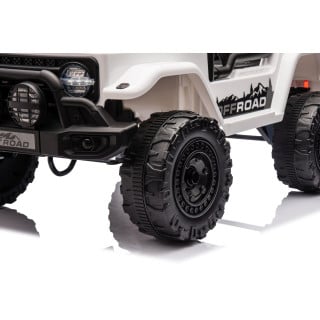 Off-Road CLIMBER vehicle White