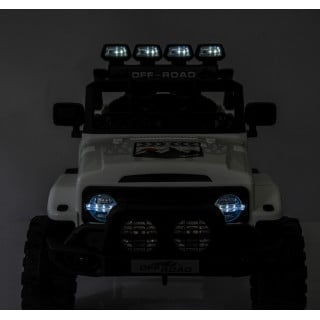 Off-Road CLIMBER vehicle White