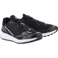 SHOE METAROAD V2 BLK/WHT 5.5