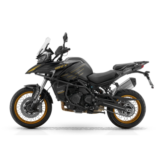 QJMOTOR SRT900S motociklas