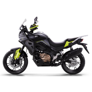 QJMOTOR SVT650 v2 motociklas